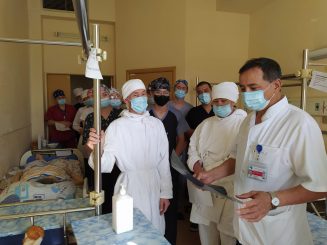 Известный травматолог Канат Тезекбаев поделился лайфхаками для молодых врачей