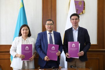 КазНМУ вместе с AQNIET и ААКУ запустит новые онлайн-курсы