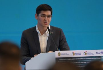 Как нейрохирург спасает казахстанок от бесплодия