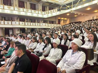 В Школе фармации КазНМУ стартовала организационная неделя