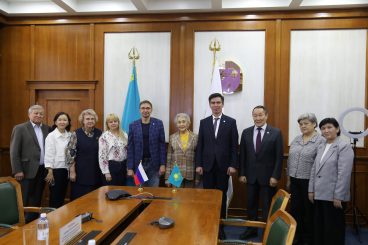 Марат Шоранов встретился  с российской делегацией  клинических фармакологов