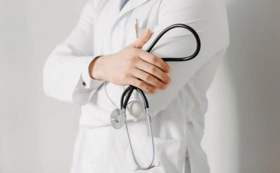 Гонконгский грипп: почему нельзя откладывать визит к врачу — объясняет ученый