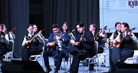 Димаш Кудайберген стал почетным профессором медицинского вуза