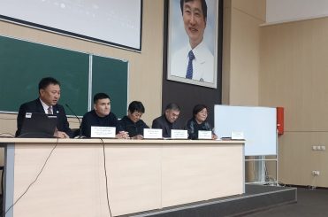 В КазНМУ прошло разъяснительное совещание по обязательной отработке резидентов-грантников
