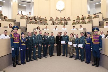 В КазНМУ прошел мотивационный вечер с участием представителей Вооруженных Сил РК