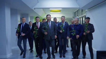 Поздравление с Международным женским днем 8 Марта | КазНМУ