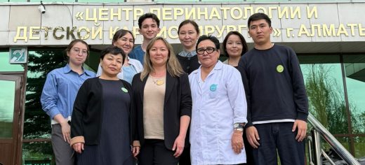 Визит ведущего европейского эксперта в КазНМУ: трансфер инновационных клеточных технологий