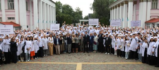 КазНМУ принял 2391 первокурсника в новом учебном году