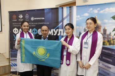 Победитель Всероссийской межвузовской олимпиады с международным участием по управлению и экономике фармации «Фармформула успеха» 2026 – команда «Пятый элемент» Школы фармации