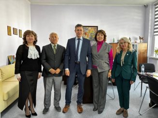 Международное академическое сотрудничество: профессор из Германии в КазНМУ